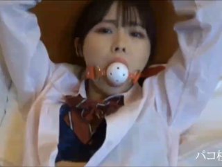 一个人生活的男人的房间乳头硬邦邦！！爆乳人妻家政妇ちなみん